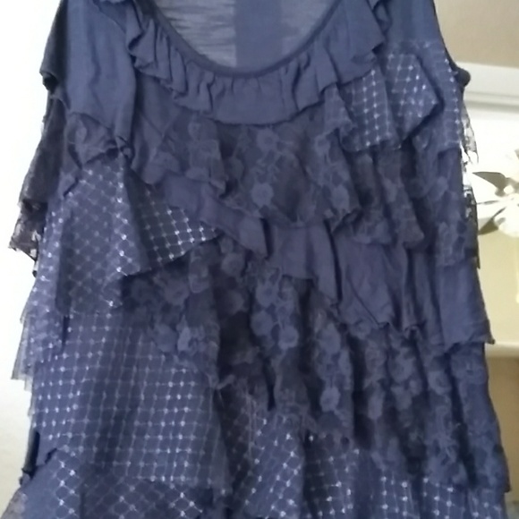 Top - Picture 2 of 3